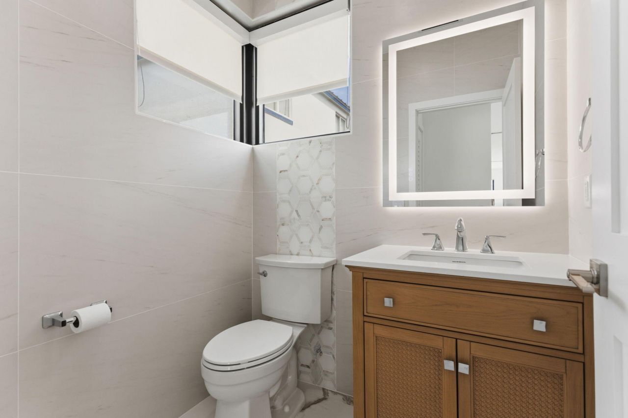 94825 Overseas Highway, Unit 209, Key Largo, FL 33037 Photo