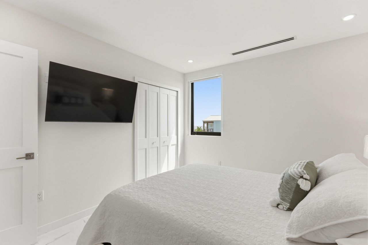 94825 Overseas Highway, Unit 209, Key Largo, FL 33037 Photo