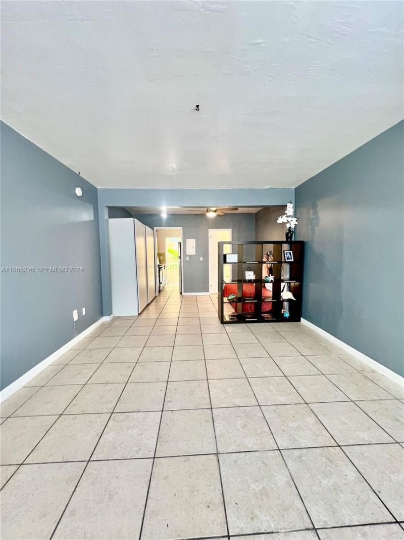 835 Meridian Ave, Unit 5, Miami Beach, FL 33139 Photo