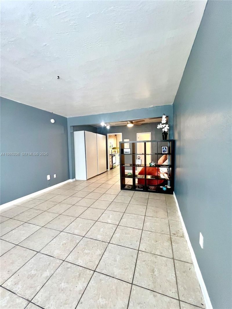 835 Meridian Ave, Unit 5, Miami Beach, FL 33139 Photo