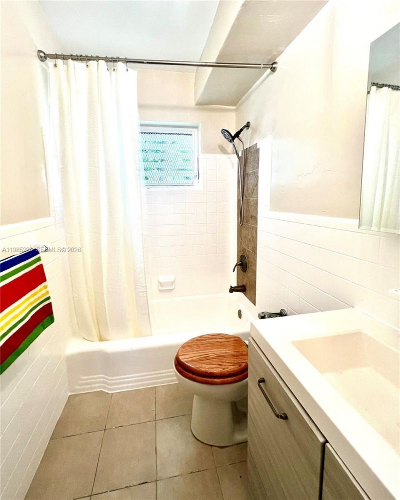 835 Meridian Ave, Unit 5, Miami Beach, FL 33139 Photo