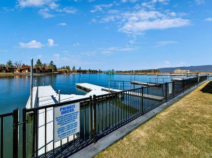 439 Ala Wai Boulevard, Unit 139, South Lake Tahoe, CA 96150 Photo