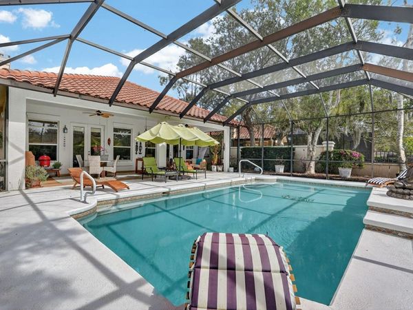 11 LAGUNA COURT, PALM COAST, FL 32137