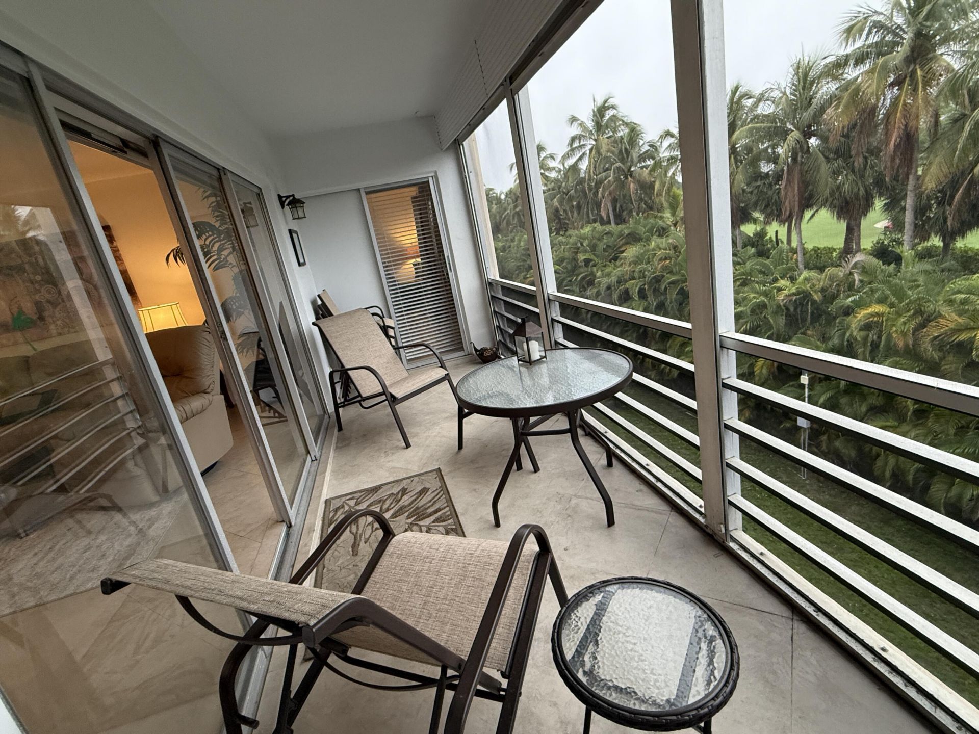 300 NE 14th Avenue, Unit 411, Hallandale Beach, FL 33009 Photo