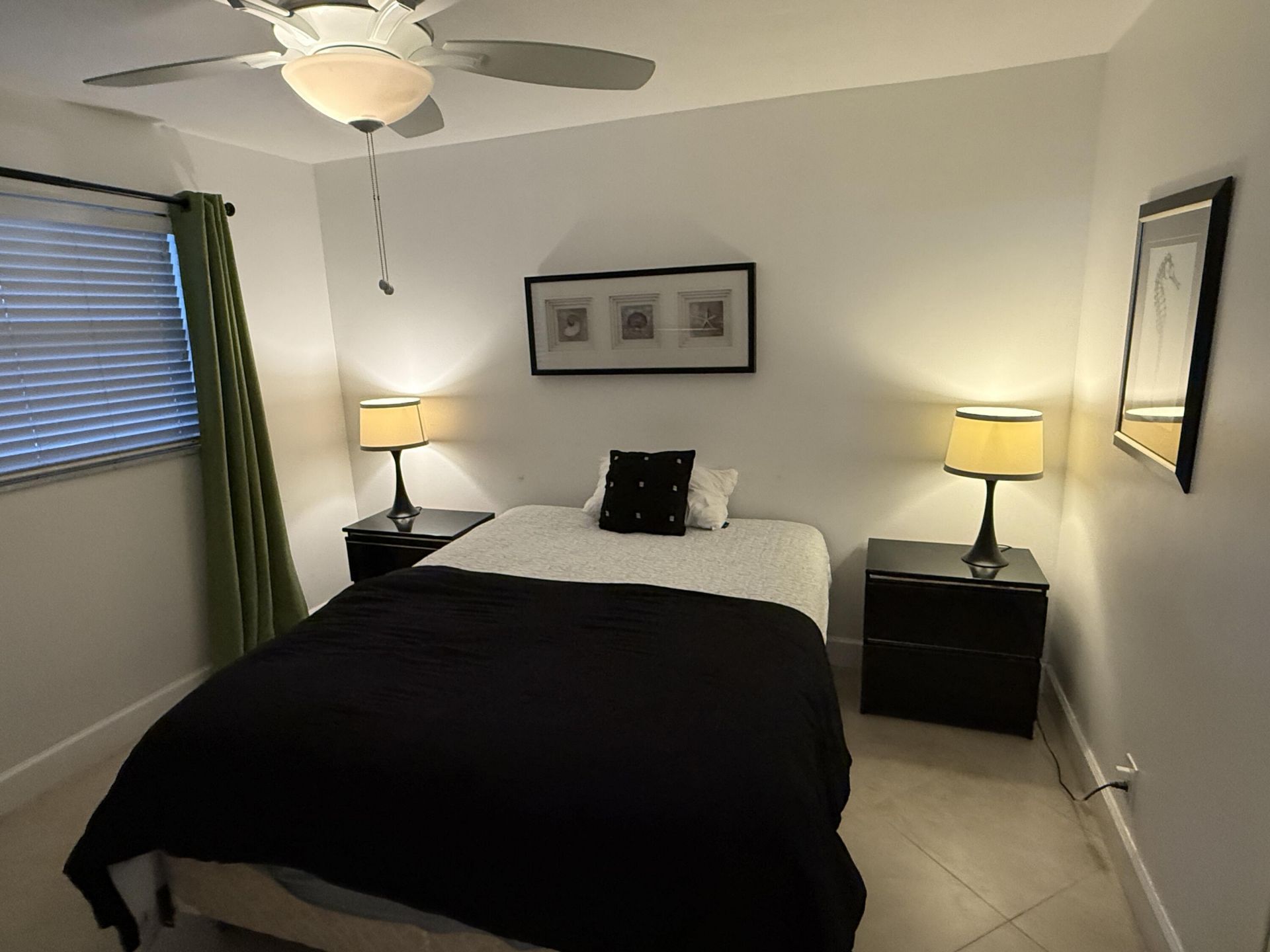 300 NE 14th Avenue, Unit 411, Hallandale Beach, FL 33009 Photo