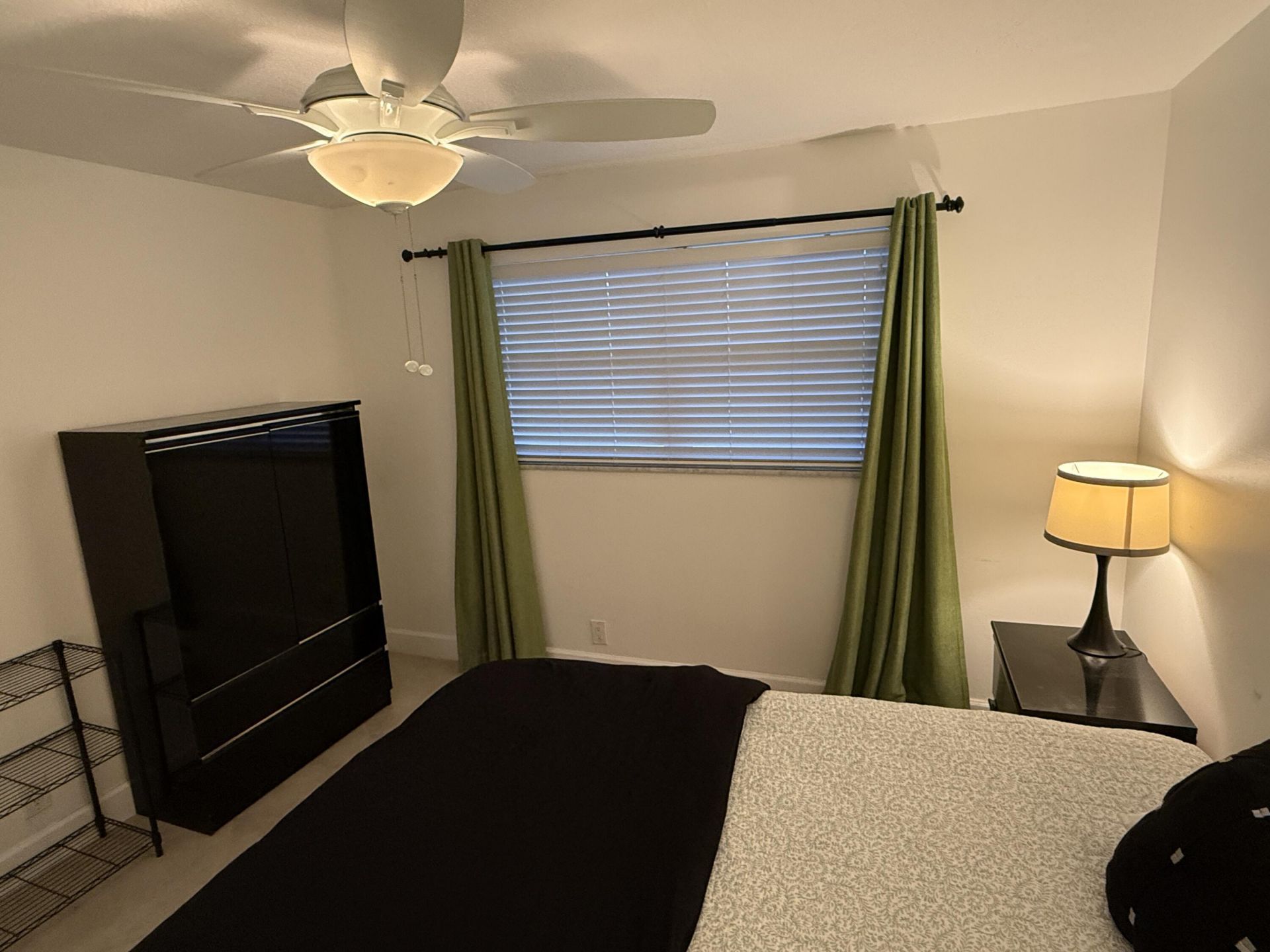 300 NE 14th Avenue, Unit 411, Hallandale Beach, FL 33009 Photo