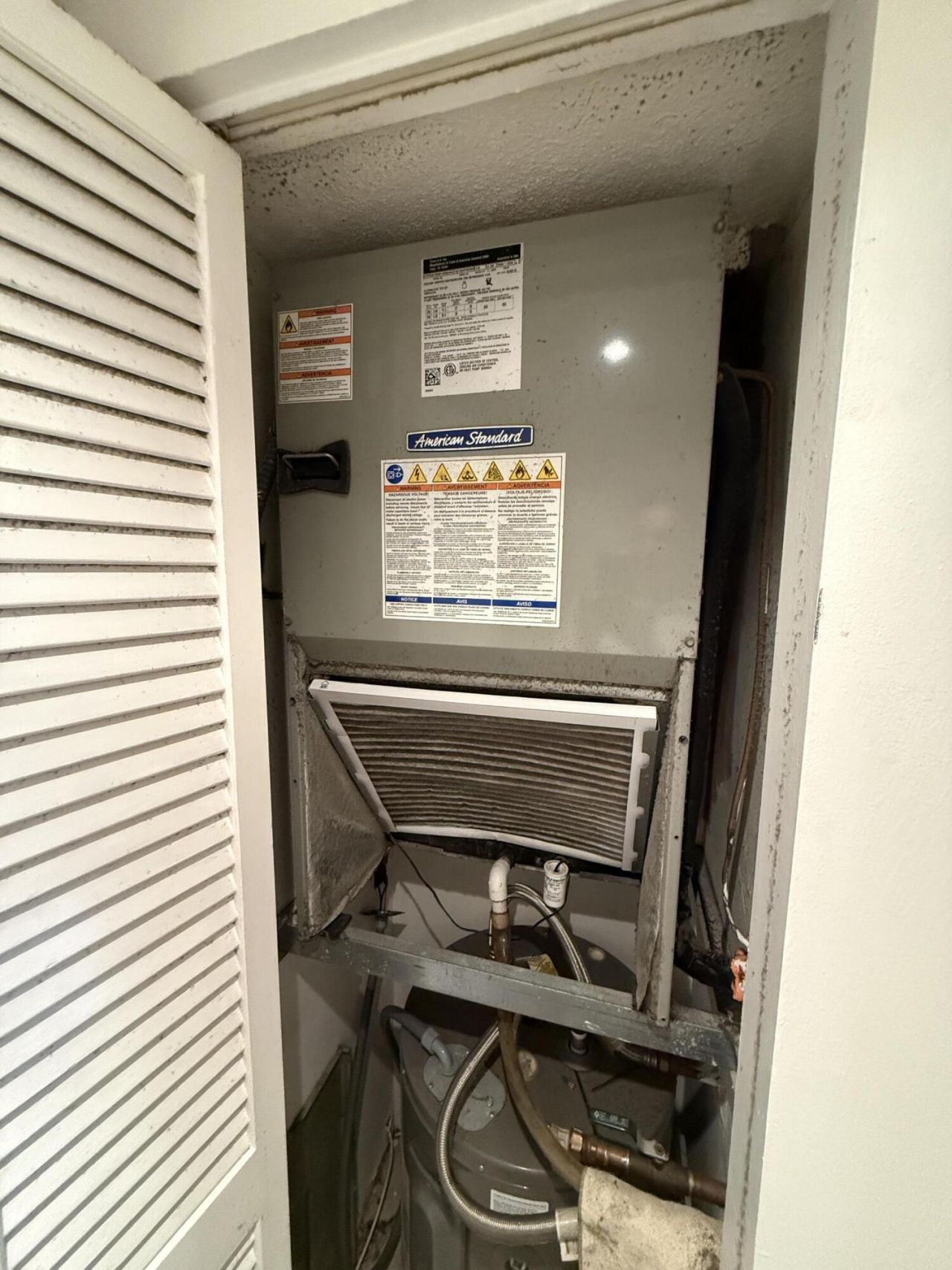 300 NE 14th Avenue, Unit 411, Hallandale Beach, FL 33009 Photo