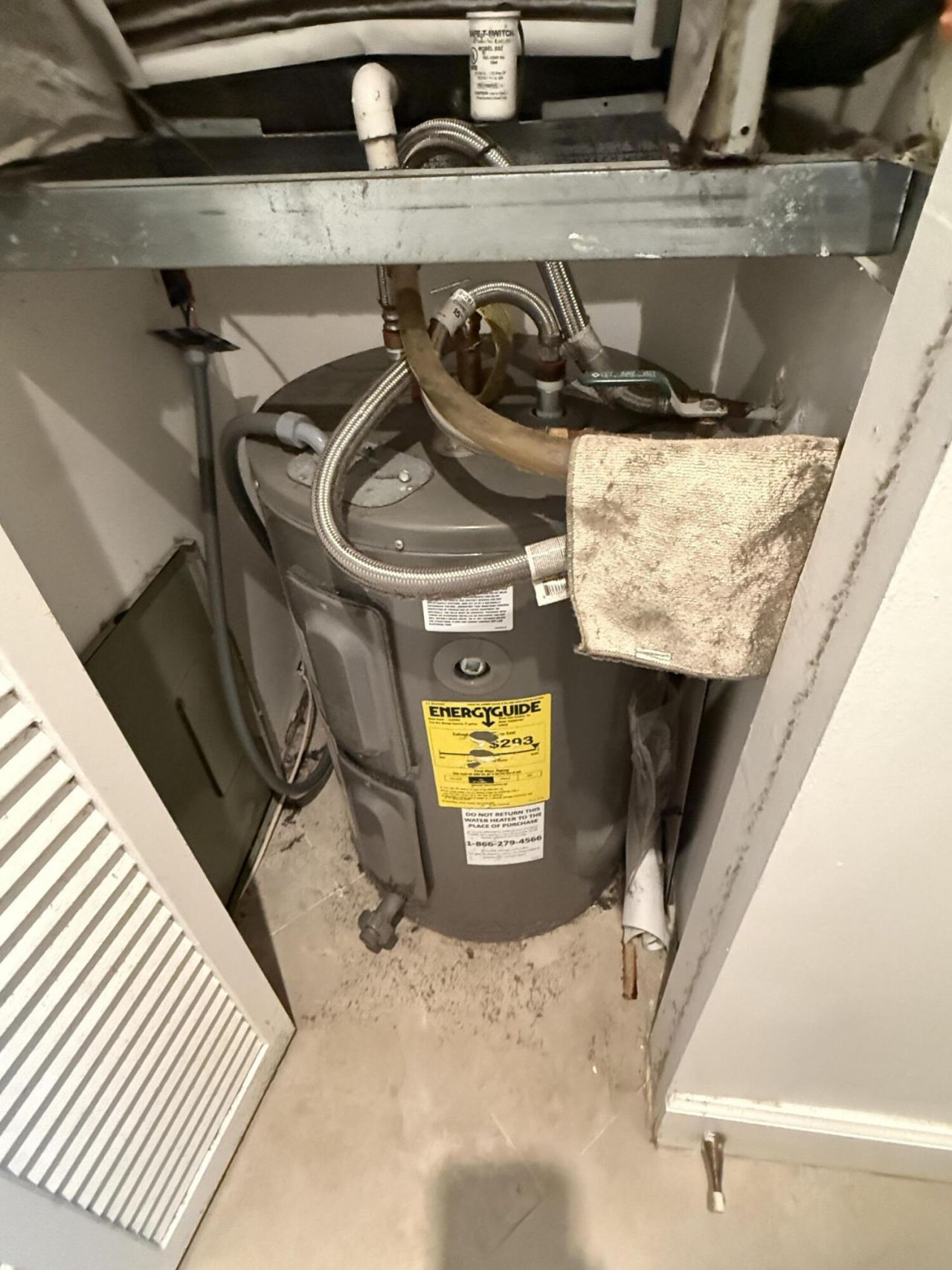 300 NE 14th Avenue, Unit 411, Hallandale Beach, FL 33009 Photo