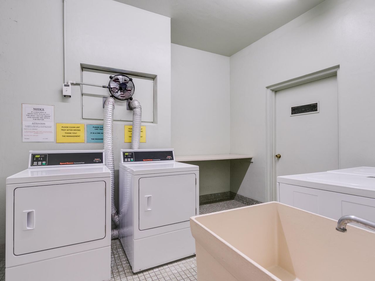 300 NE 14th Avenue, Unit 411, Hallandale Beach, FL 33009 Photo