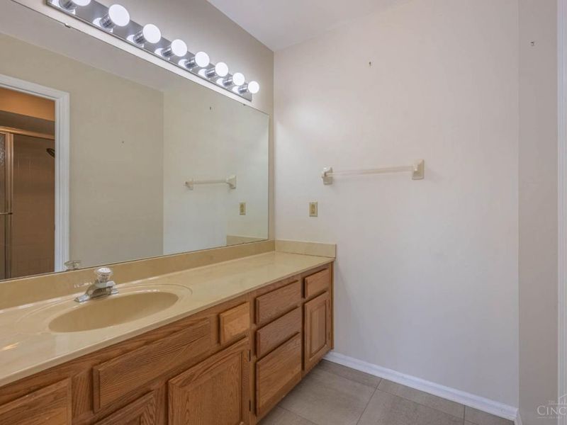 2237 Sweetbriar Lane, Cincinnati, OH 45239 Photo 16