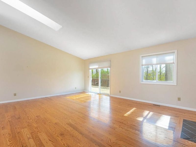 2237 Sweetbriar Lane, Cincinnati, OH 45239 Photo 7