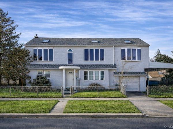 358 Litchfield Avenue , Elmont, NY 11003