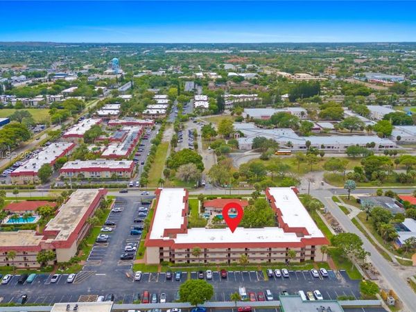 700 SE 6th Ave, Unit 314, Deerfield Beach, FL 33441