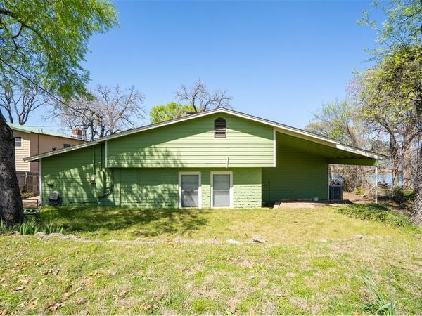 9520 Heron Drive, Fort Worth, TX 76108