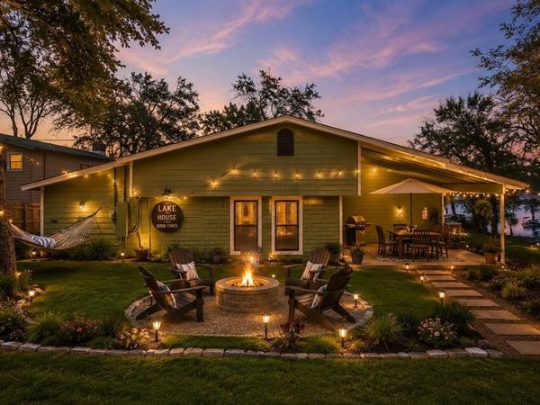 9520 Heron Drive, Fort Worth, TX 76108