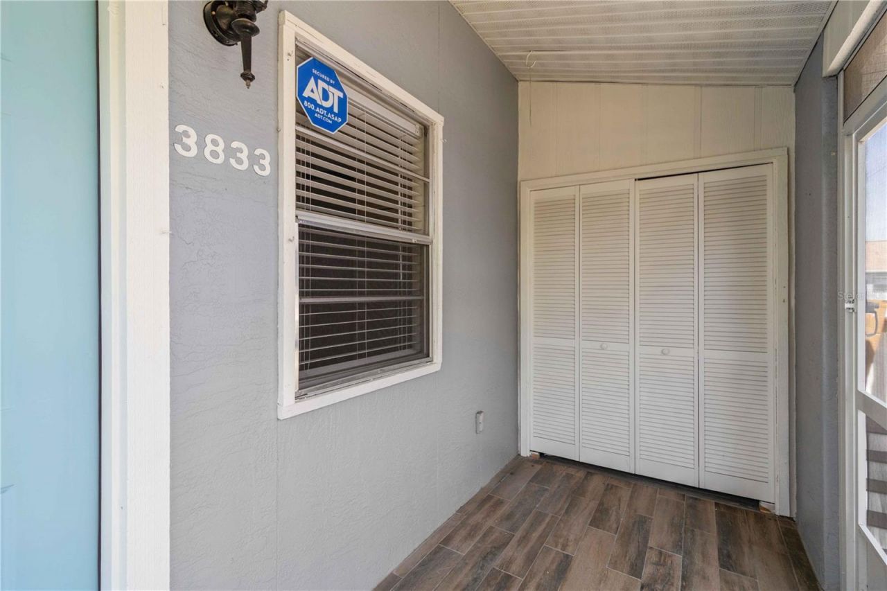 3833 59th Avenue W, Bradenton, FL 34210 Photo