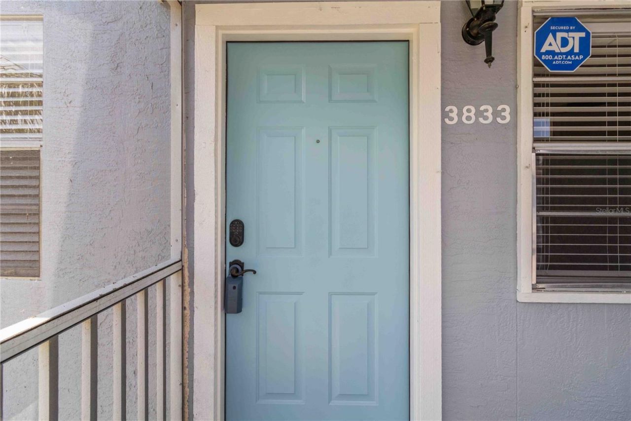 3833 59th Avenue W, Bradenton, FL 34210 Photo