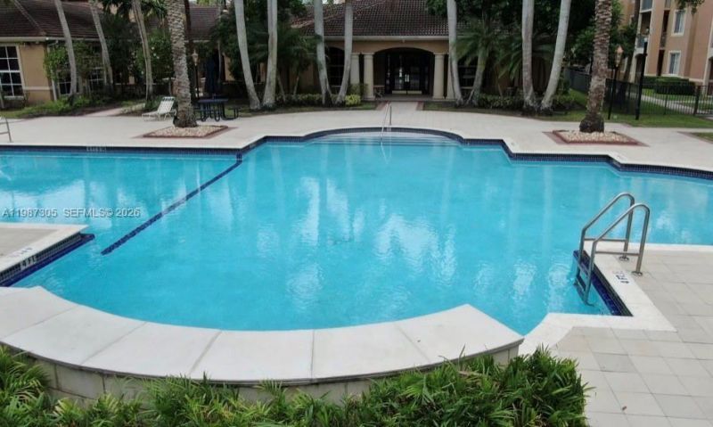 8000 N Nob Hill Rd, Unit 107, Tamarac, FL 33321 Photo