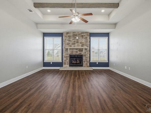 2404 Meeting St, Cantonment, FL 32533