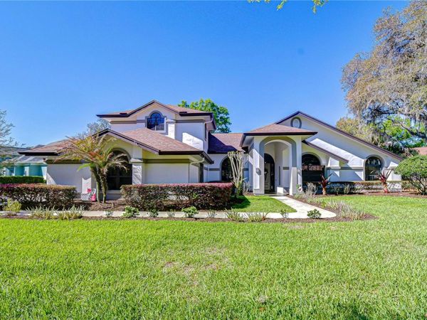 6623 STONINGTON DRIVE N, TAMPA, FL 33647