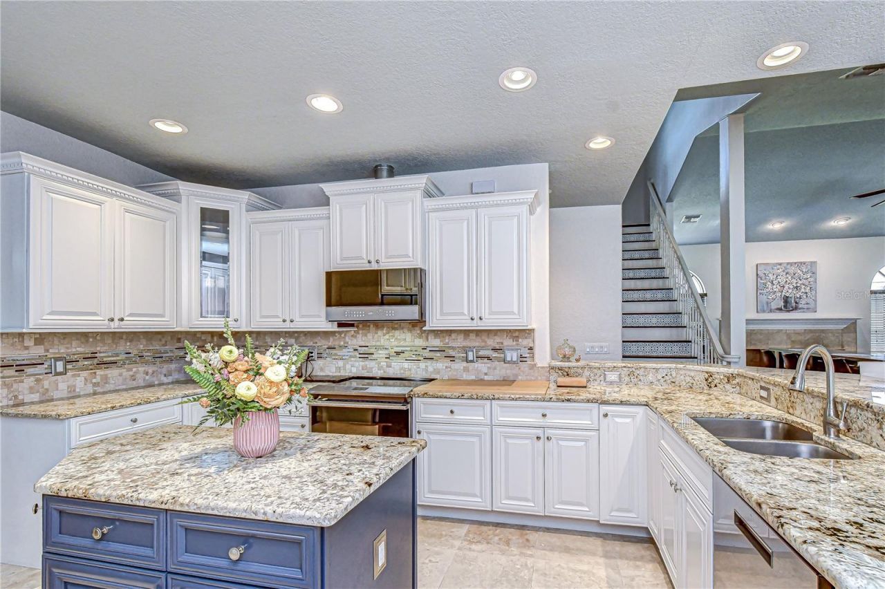 6623 Stonington Drive N, Tampa, FL 33647 Photo