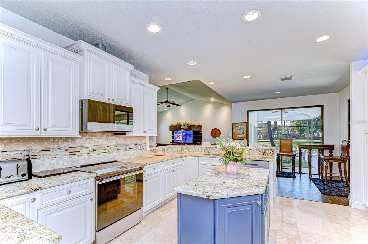 6623 Stonington Drive N, Tampa, FL 33647 Photo