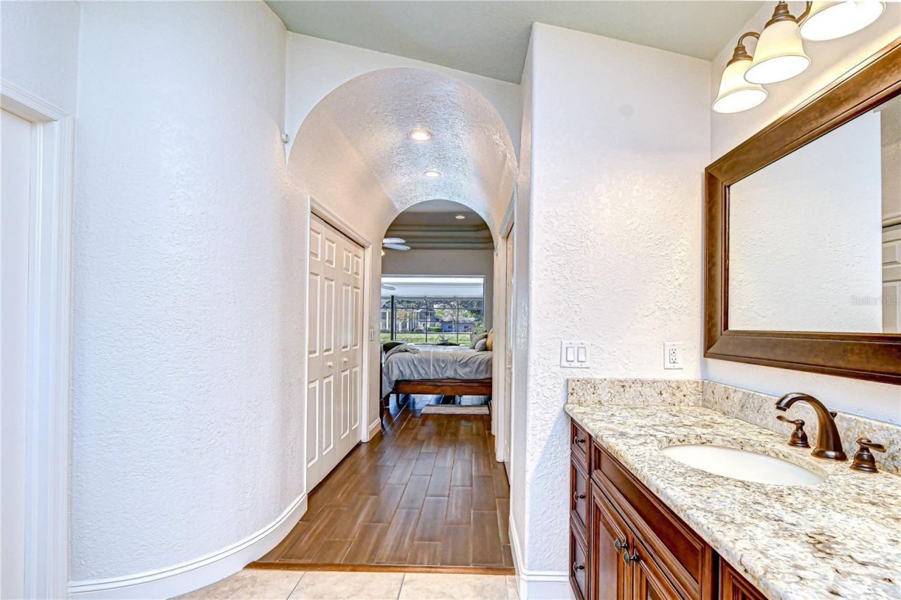 6623 Stonington Drive N, Tampa, FL 33647 Photo