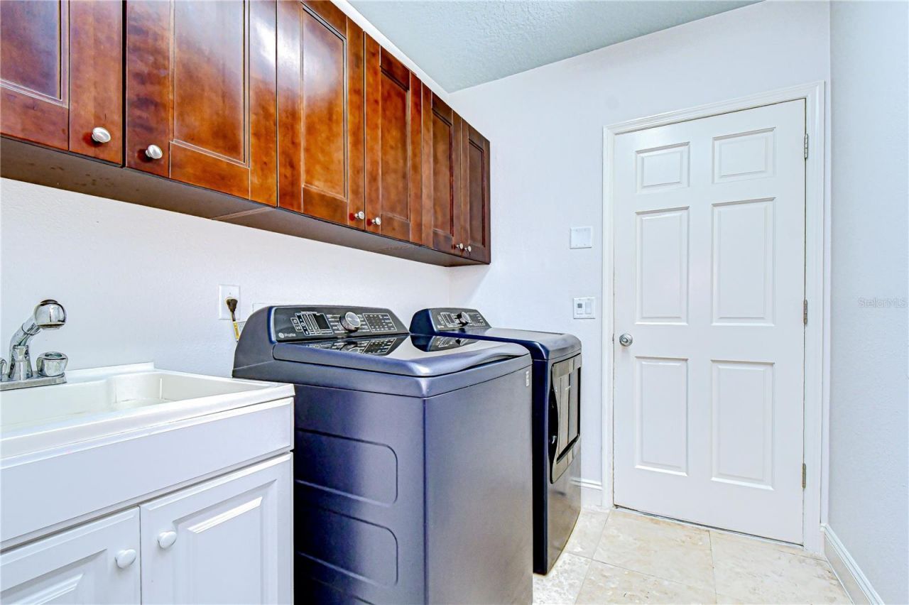6623 Stonington Drive N, Tampa, FL 33647 Photo