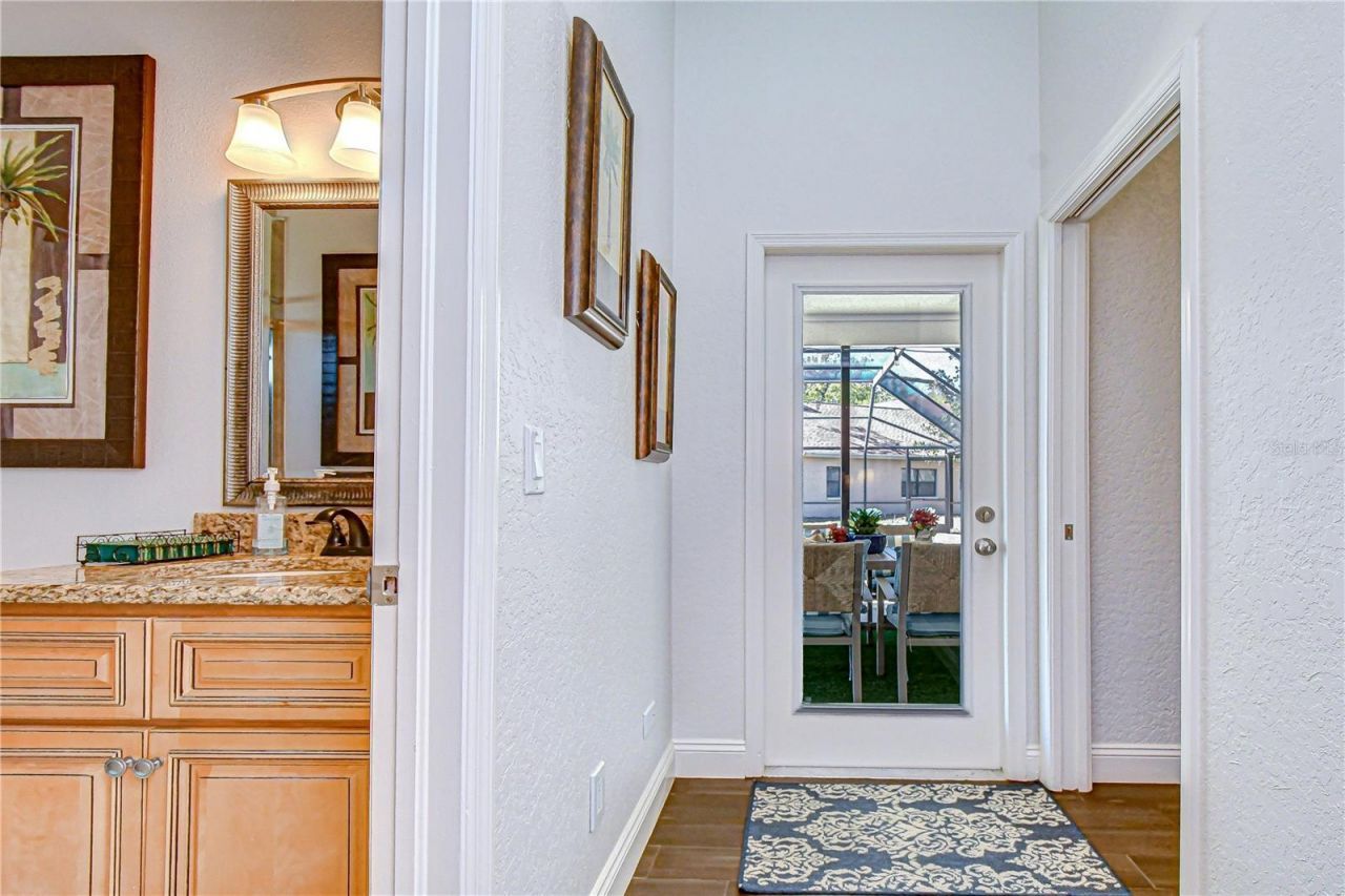 6623 Stonington Drive N, Tampa, FL 33647 Photo