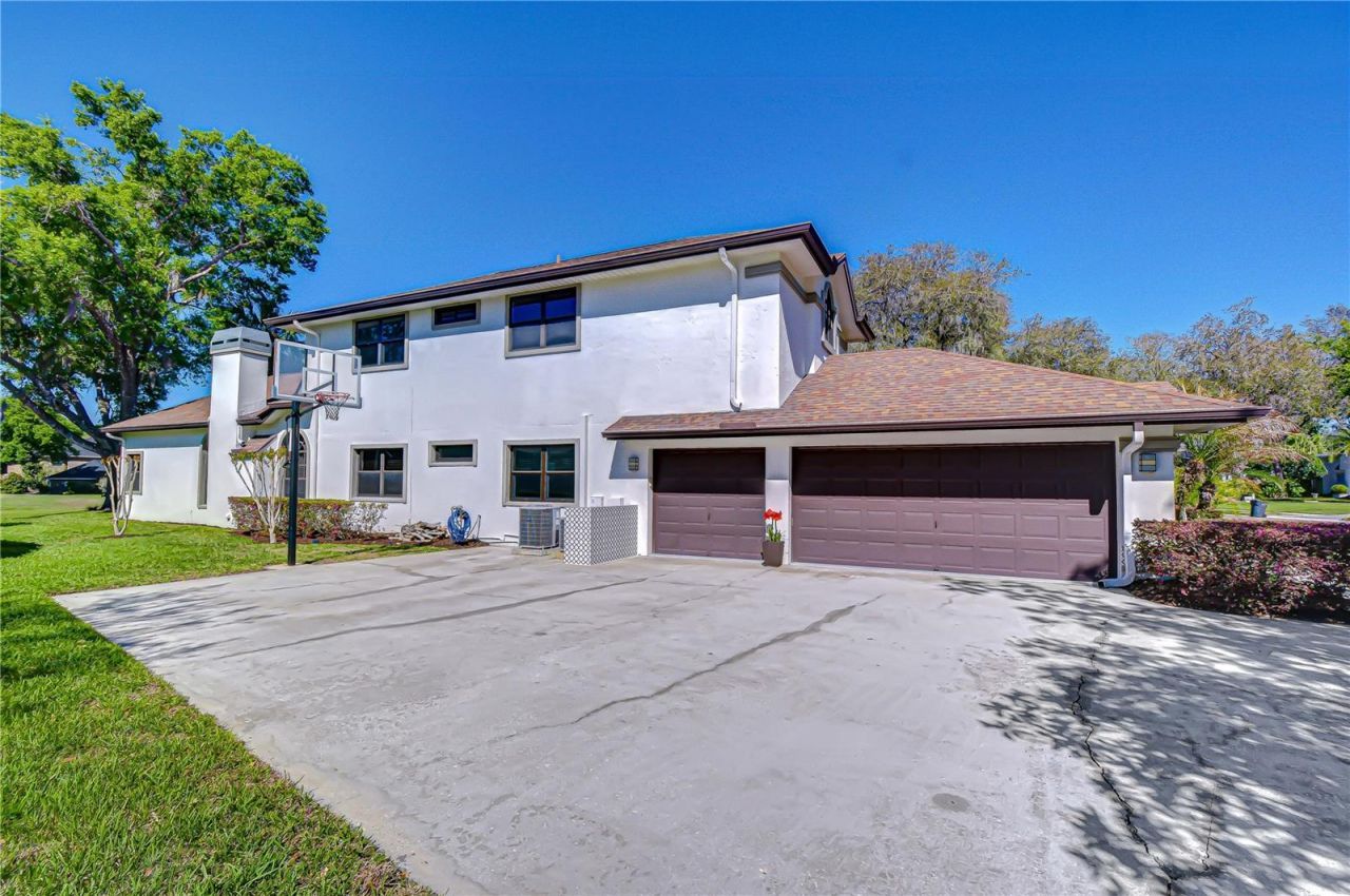 6623 Stonington Drive N, Tampa, FL 33647 Photo