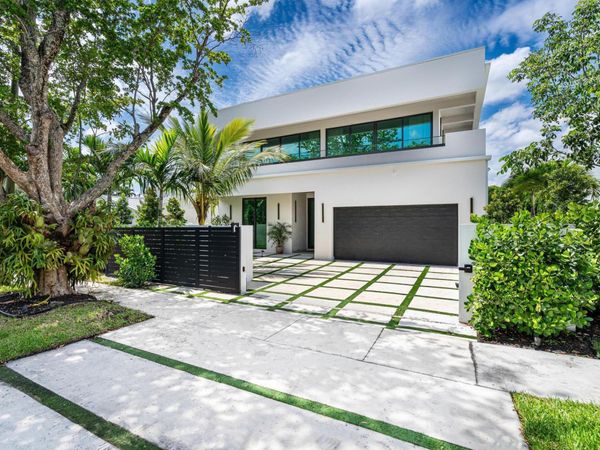 719 N Victoria Park Road, Fort Lauderdale, FL 33304