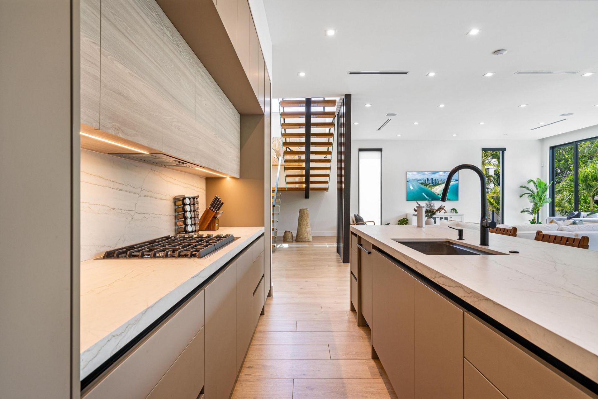 719 N Victoria Park Road, Fort Lauderdale, FL 33304 Photo