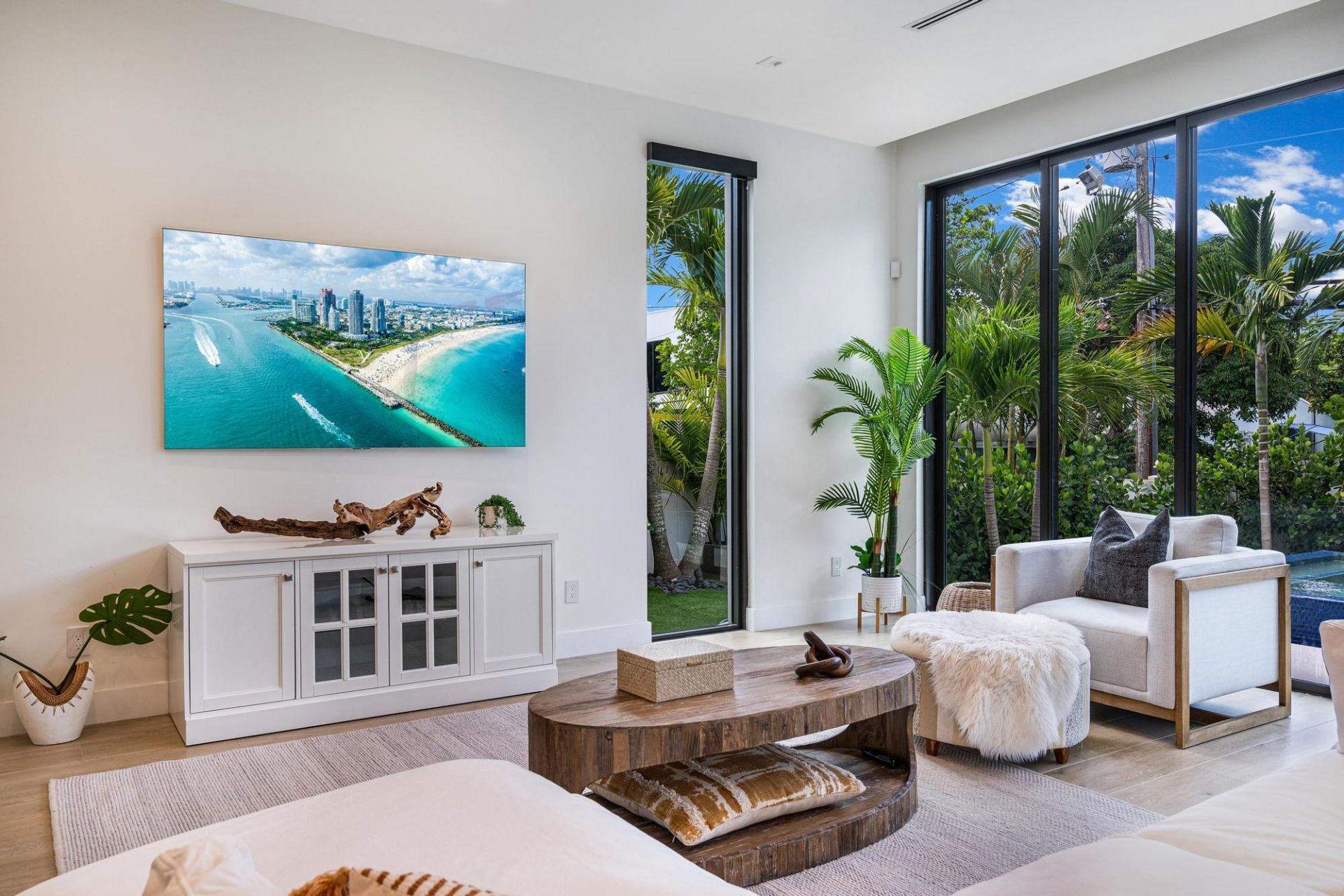 719 N Victoria Park Road, Fort Lauderdale, FL 33304 Photo