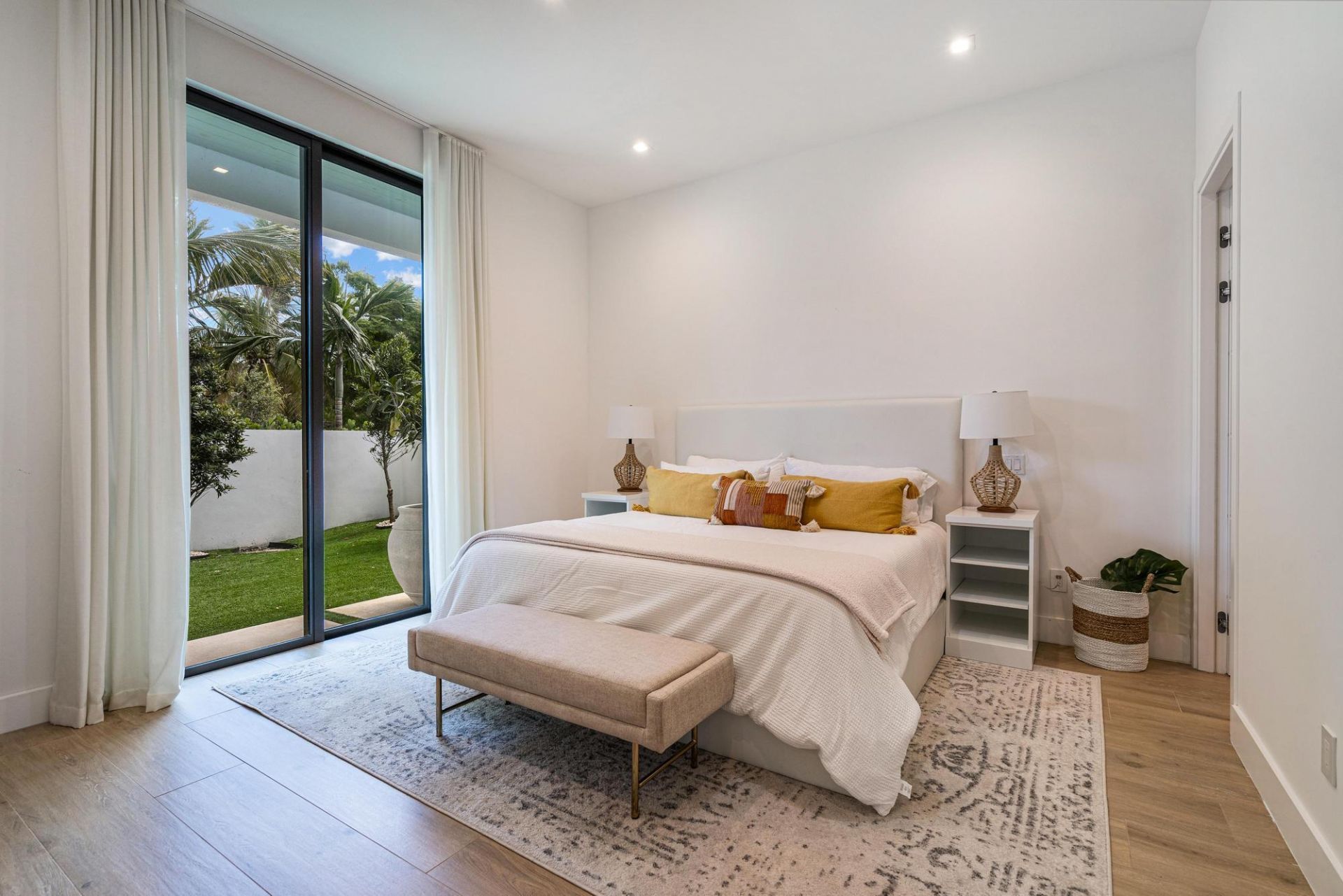 719 N Victoria Park Road, Fort Lauderdale, FL 33304 Photo