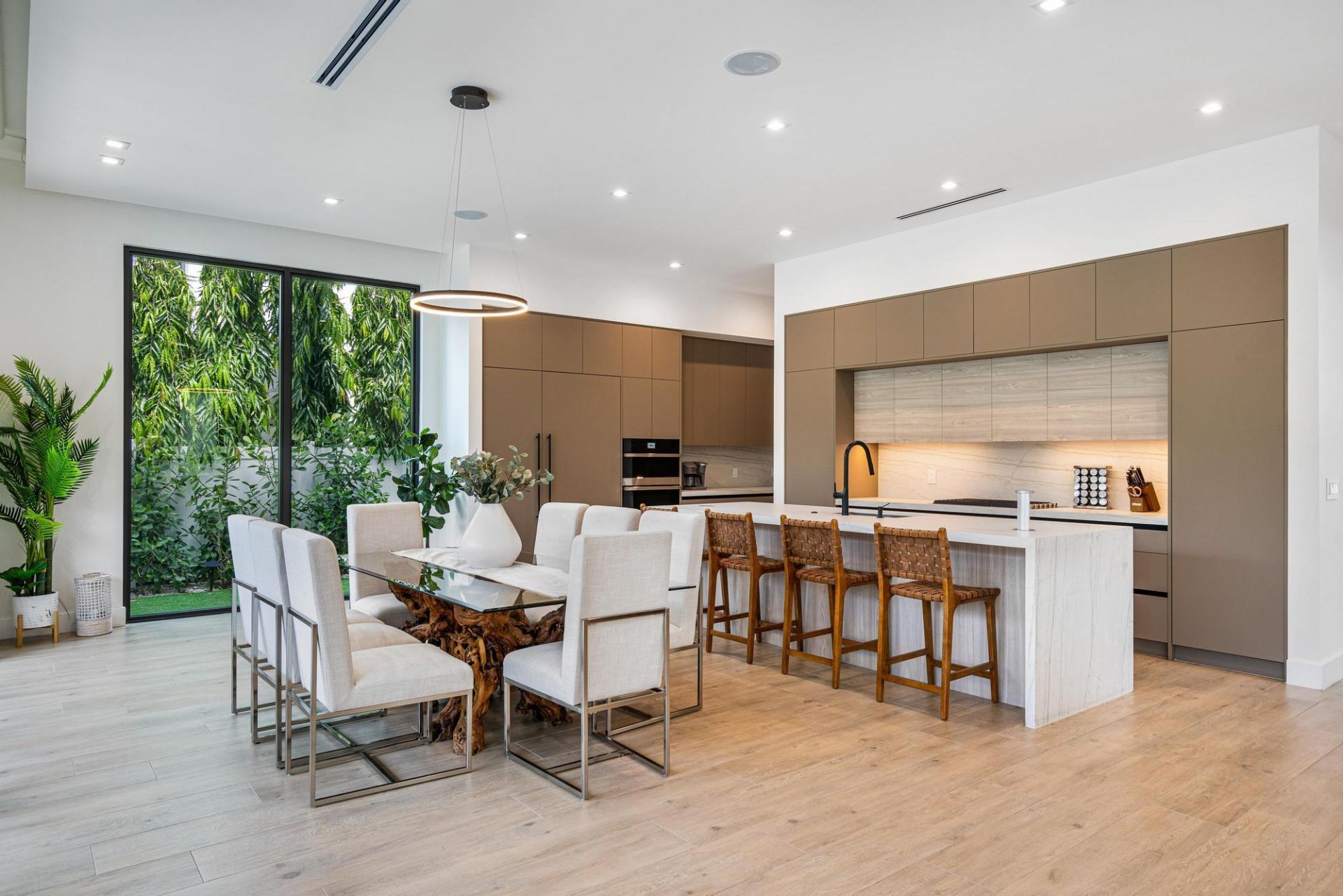 719 N Victoria Park Road, Fort Lauderdale, FL 33304 Photo