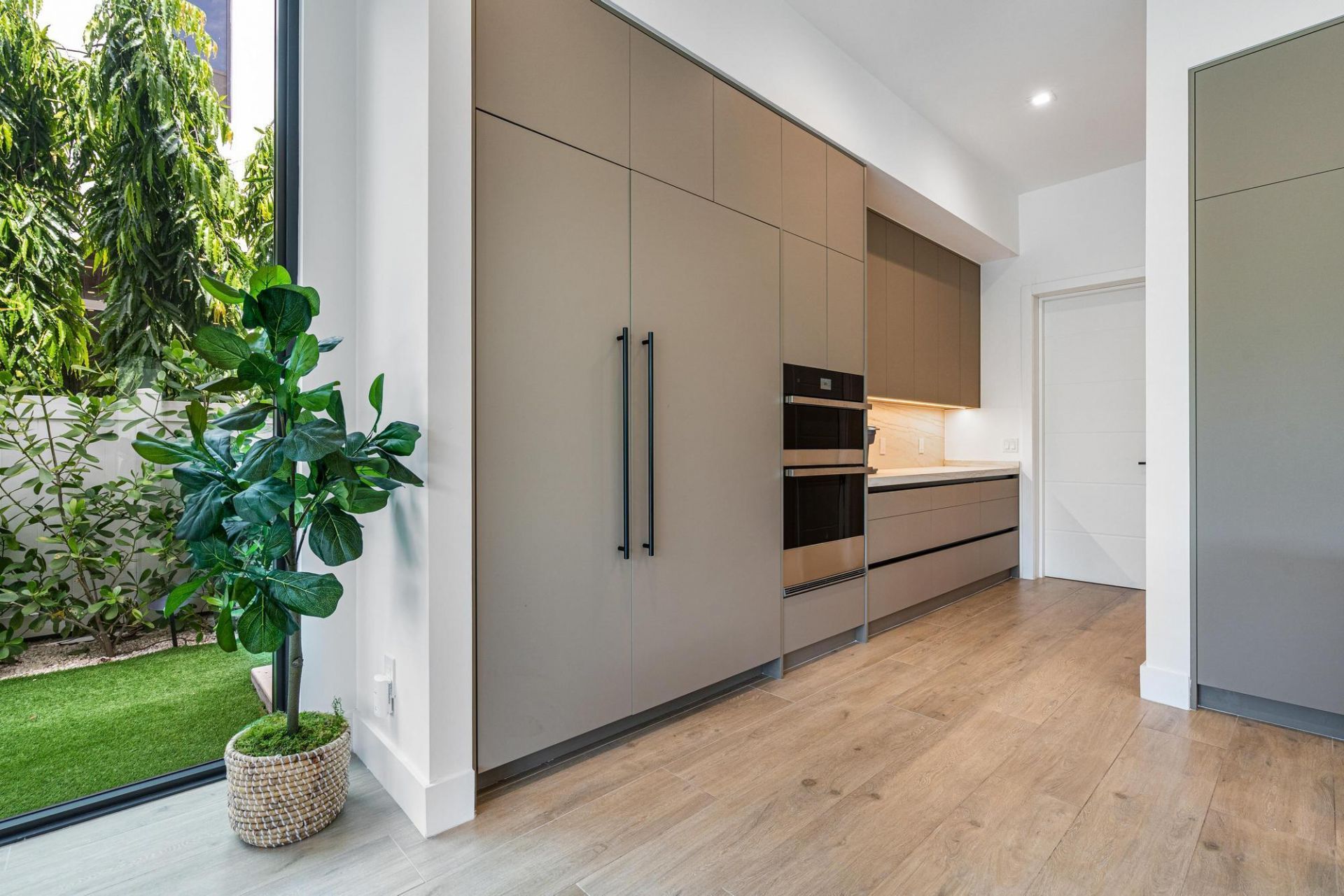 719 N Victoria Park Road, Fort Lauderdale, FL 33304 Photo