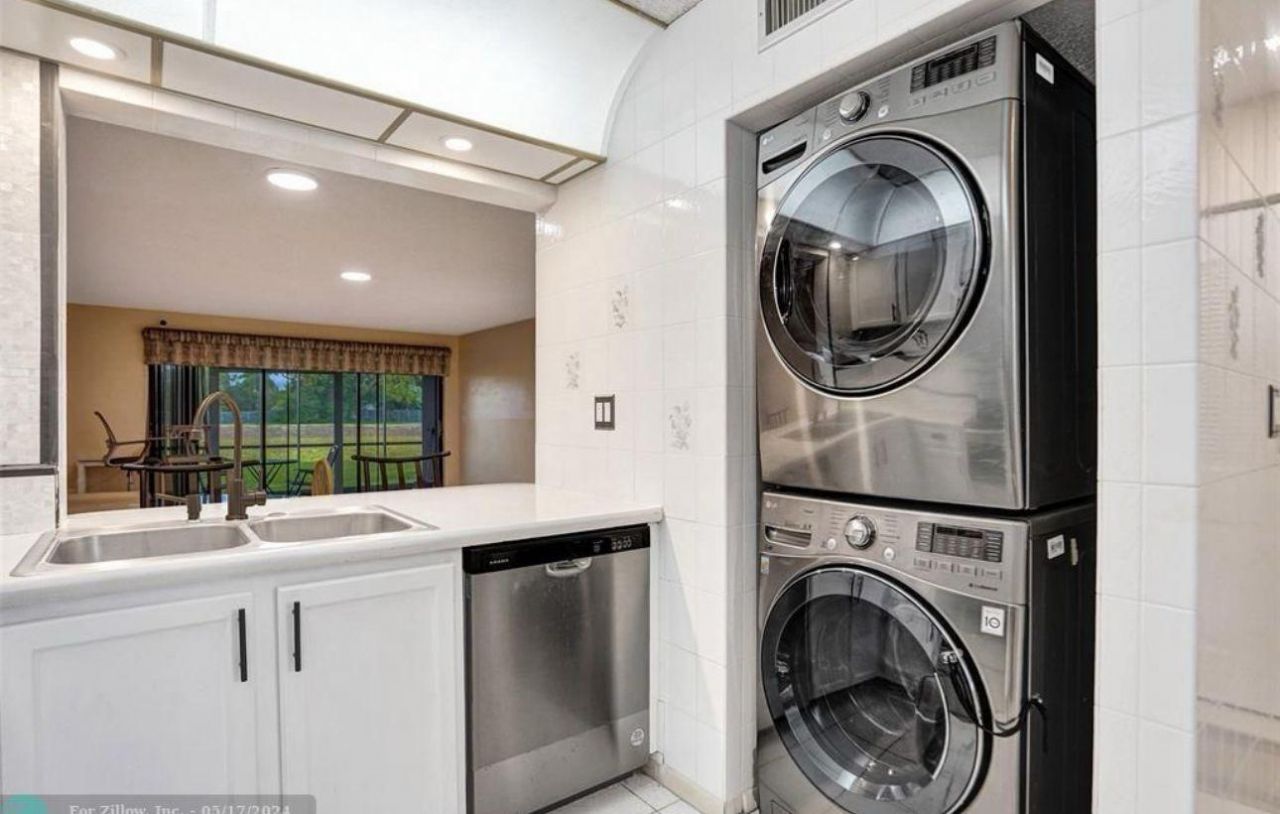 143 S Laurel Drive, Unit 604, Margate, FL 33063 Photo