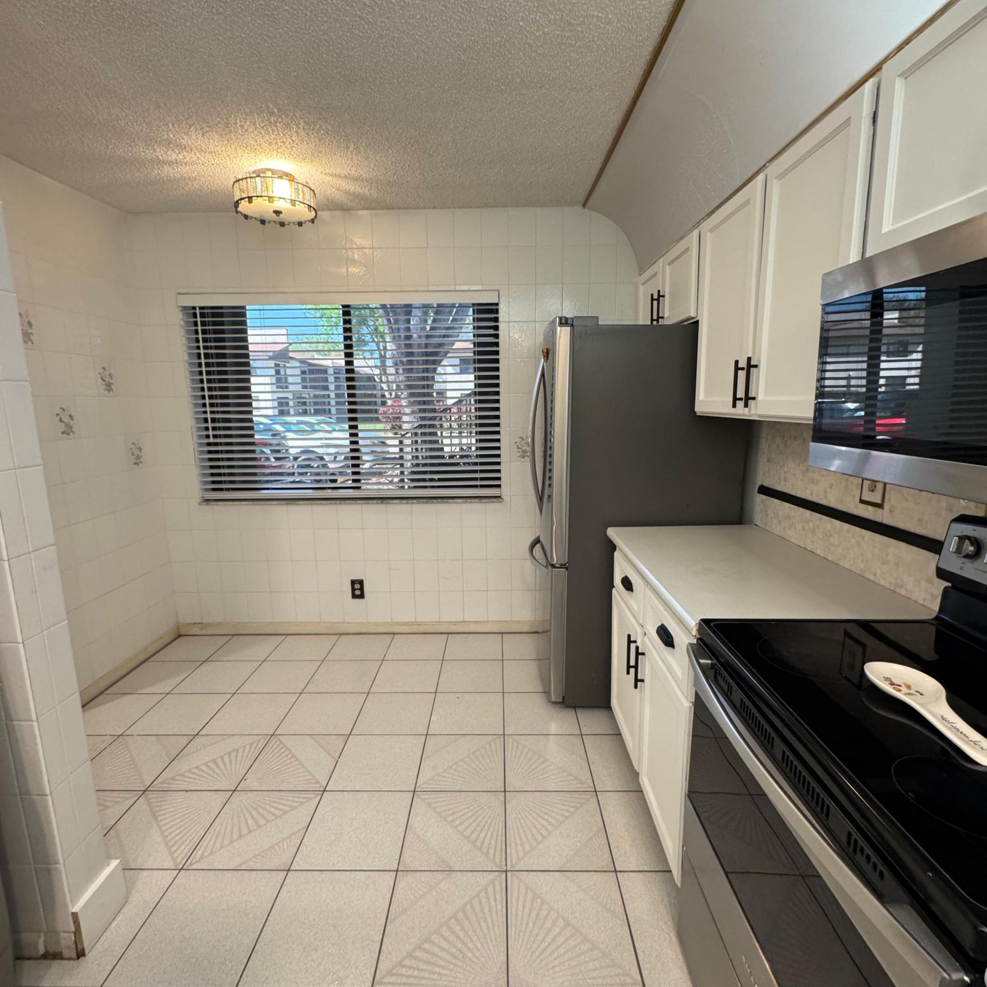 143 S Laurel Drive, Unit 604, Margate, FL 33063 Photo