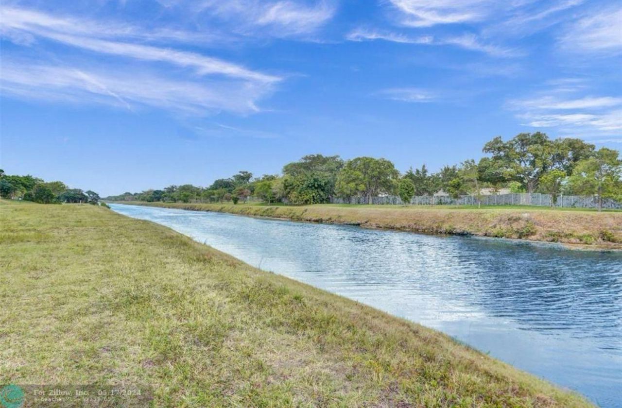 143 S Laurel Drive, Unit 604, Margate, FL 33063 Photo