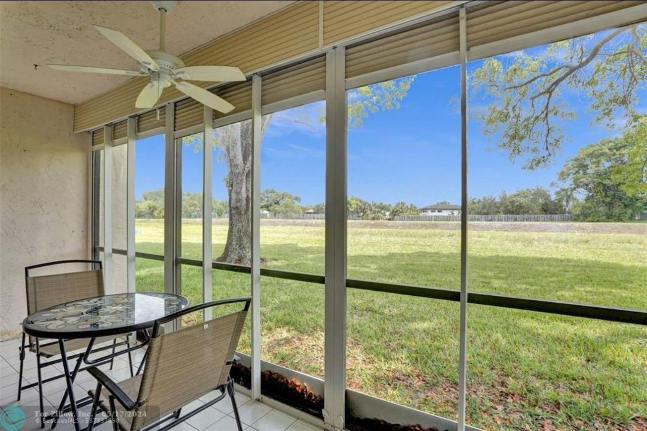 143 S Laurel Drive, Unit 604, Margate, FL 33063 Photo