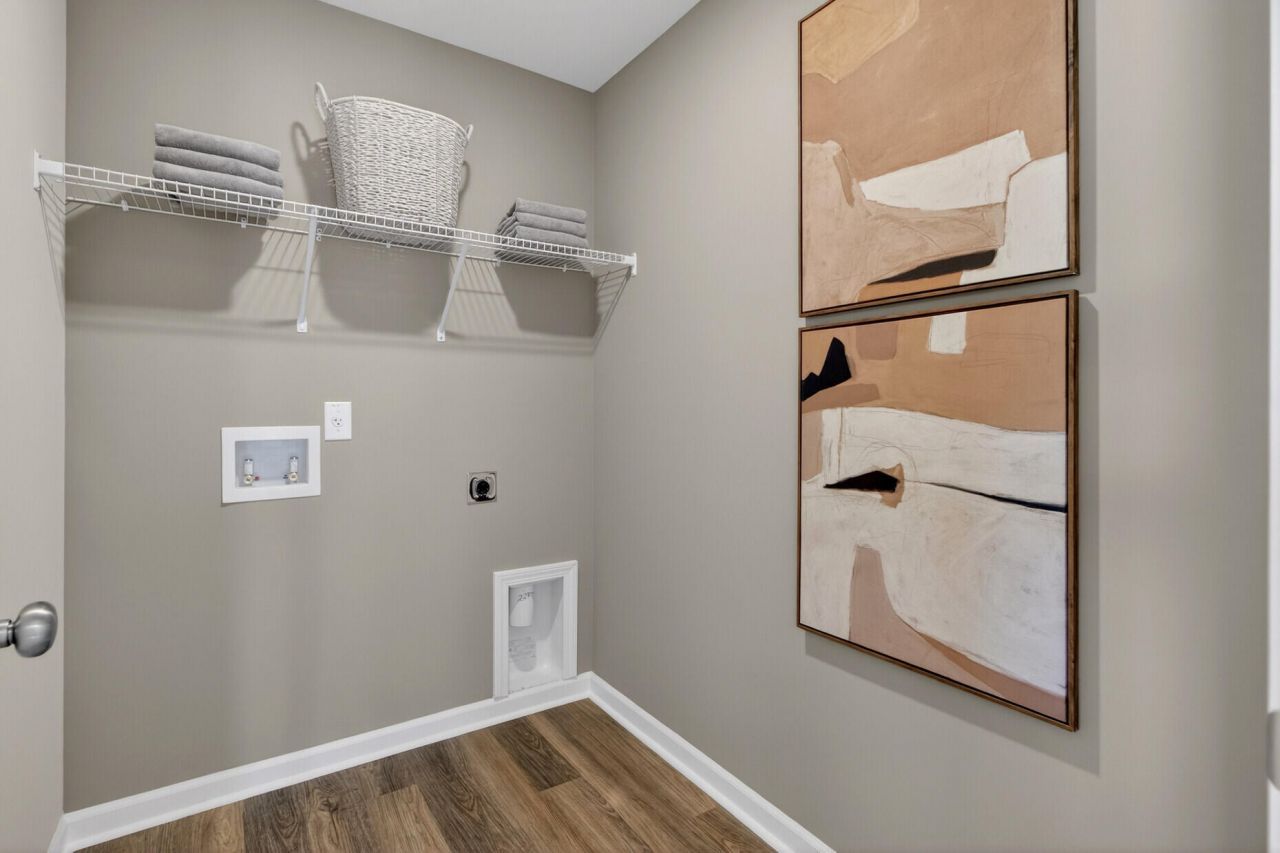 7087 Windham Way Photo 39