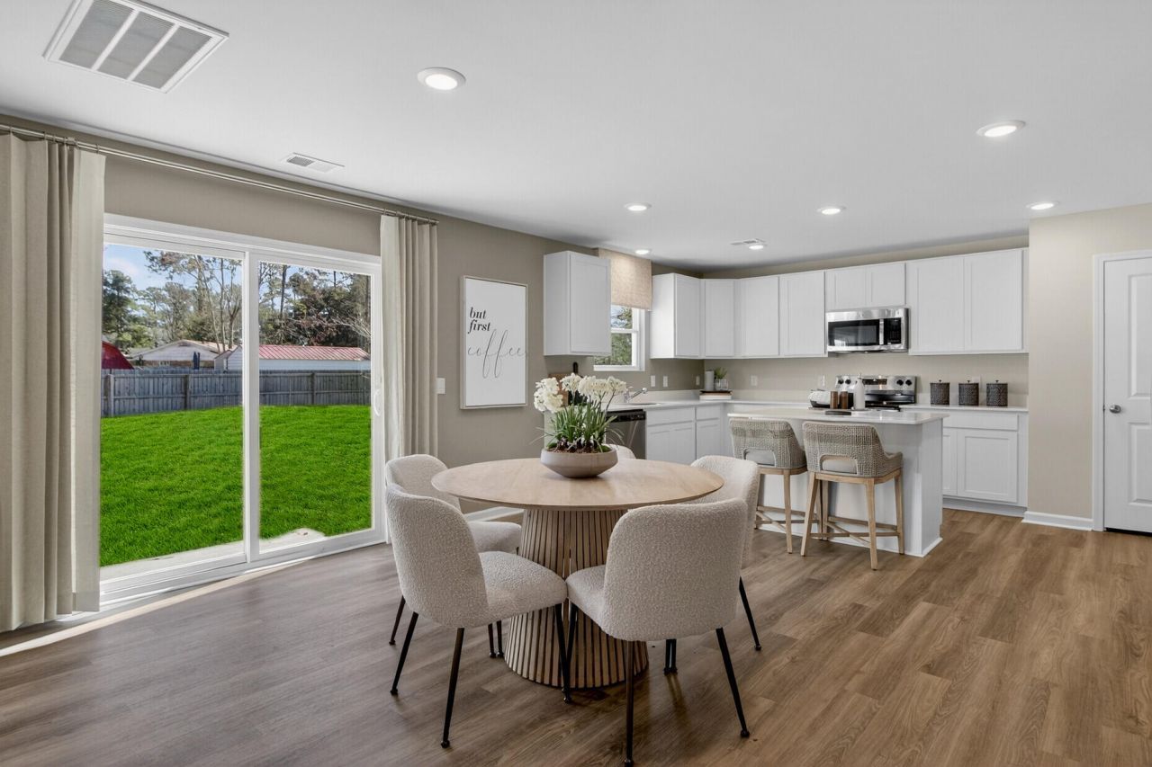 7087 Windham Way Photo 9