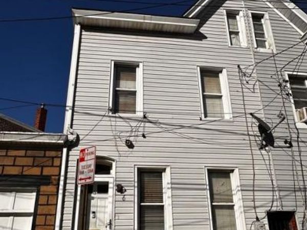 6 EMORY AVENUE , TRENTON, NJ 08611