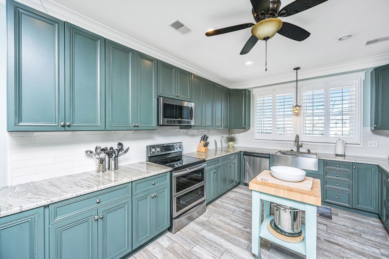 4 Sharks Tooth Circle Photo 17