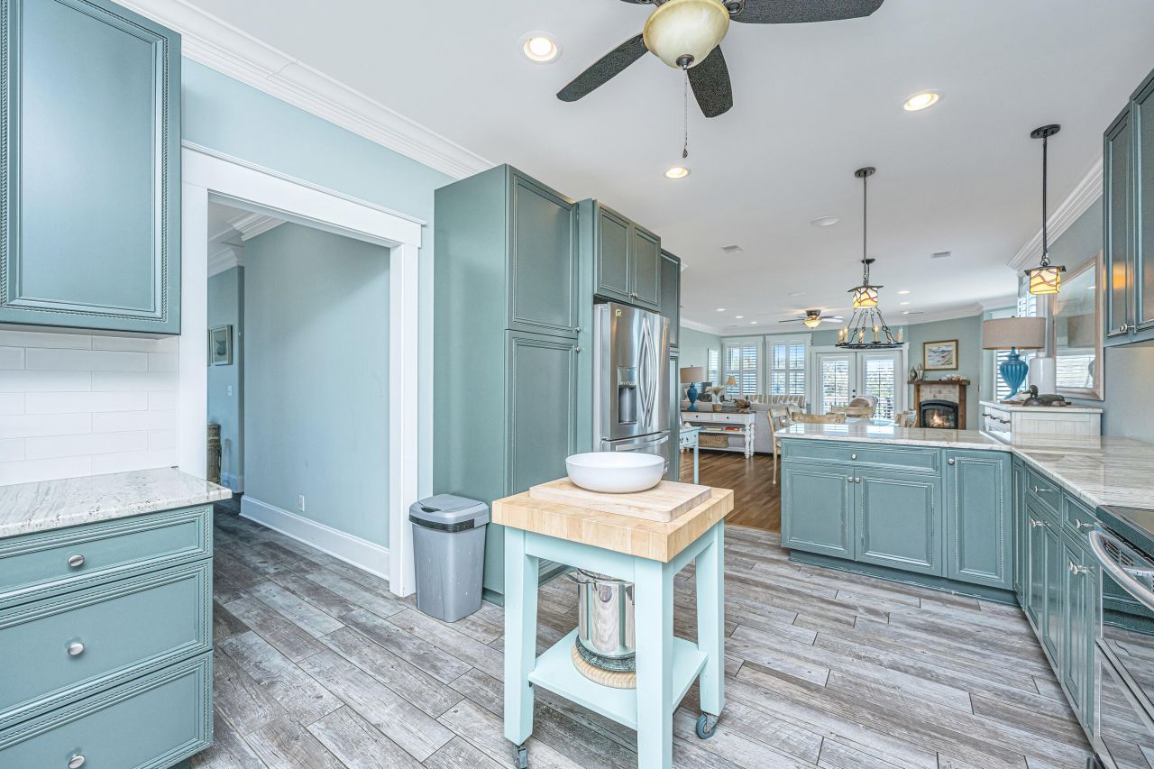 4 Sharks Tooth Circle Photo 18