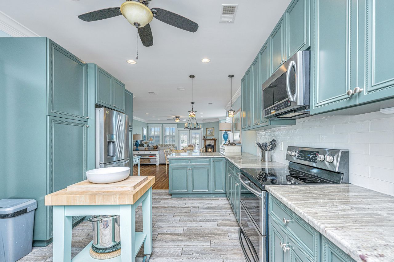 4 Sharks Tooth Circle Photo 19