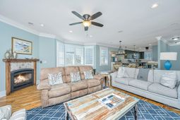 4 Sharks Tooth Circle photo 4