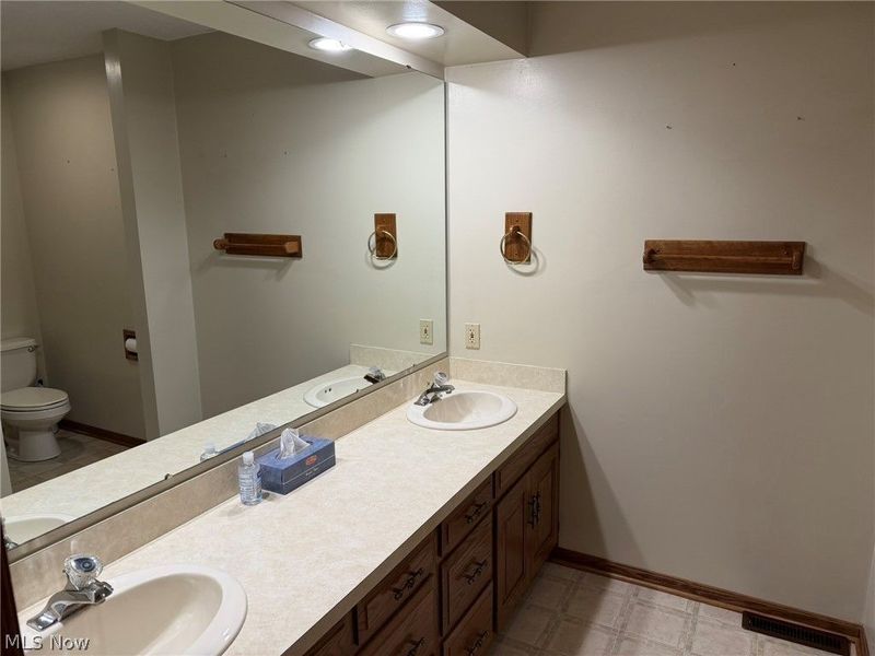 8258 S Elyria Road, Shreve, OH 44676 Photo 24