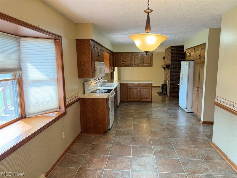 8258 S Elyria Road, Shreve, OH 44676 Photo 5