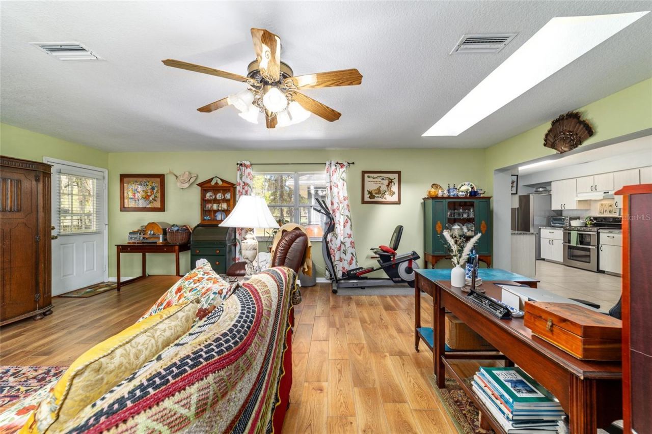 4849 NE 132nd Place , Anthony, FL 32617 Photo